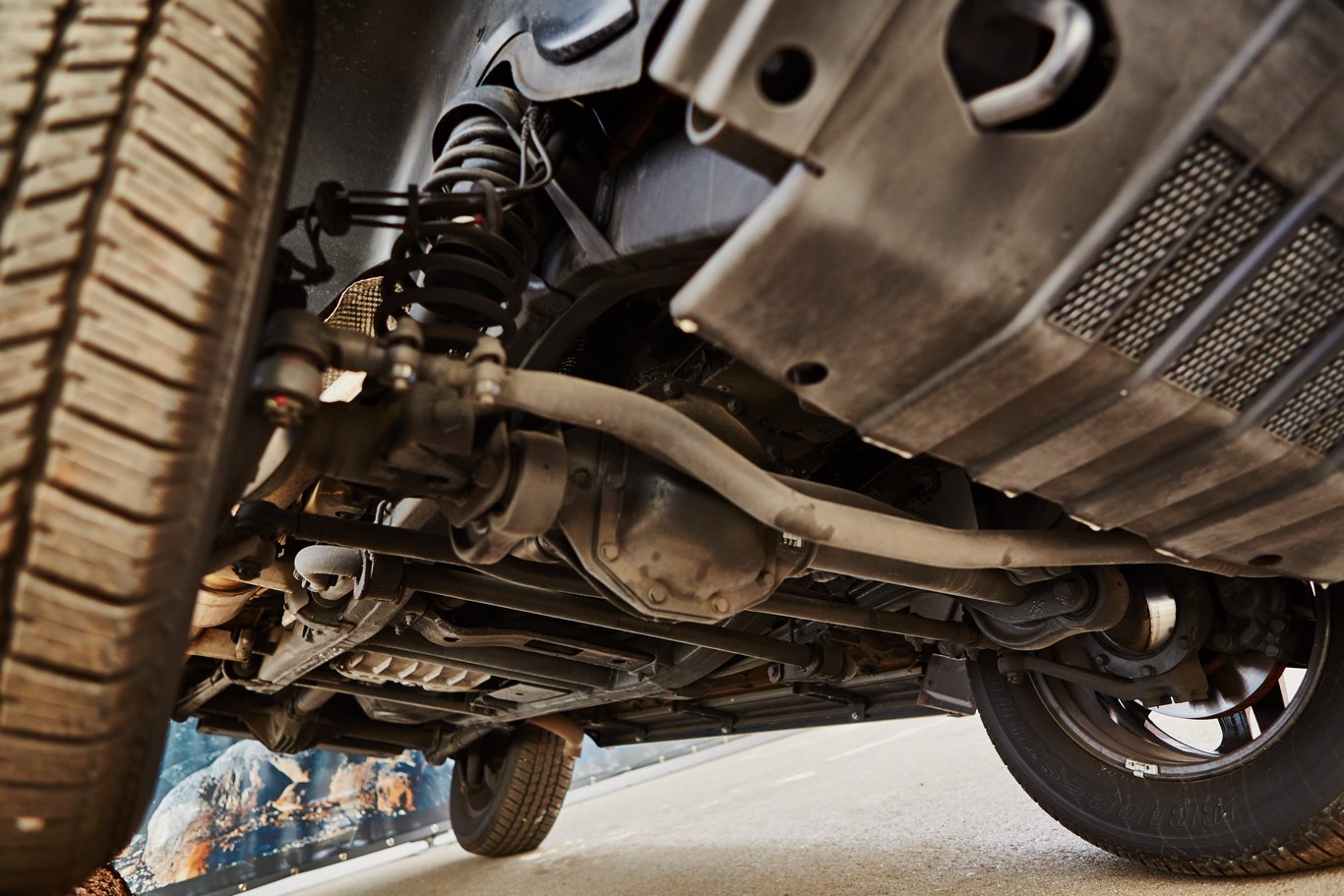 Pièces détachées Suspension & Transmission pour Automobile à Saint-Étienne